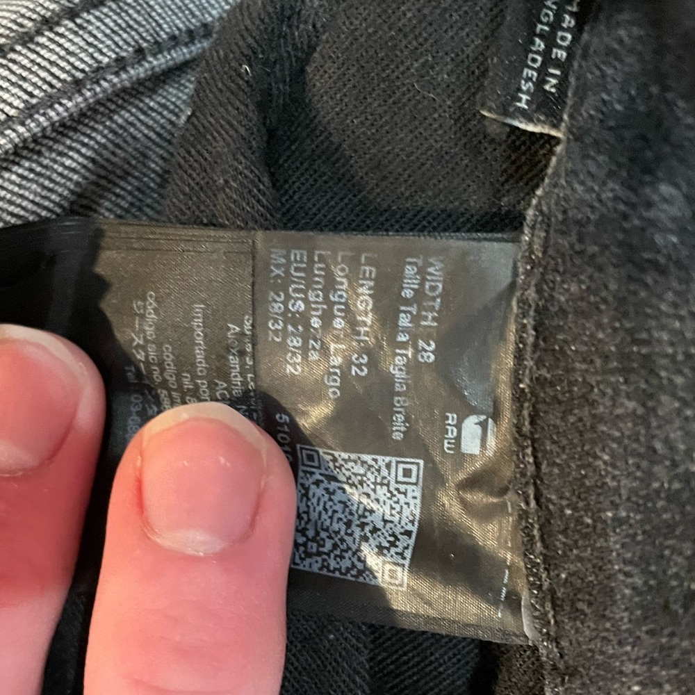 Black Ripped Jeans - Picture 2 of 2
